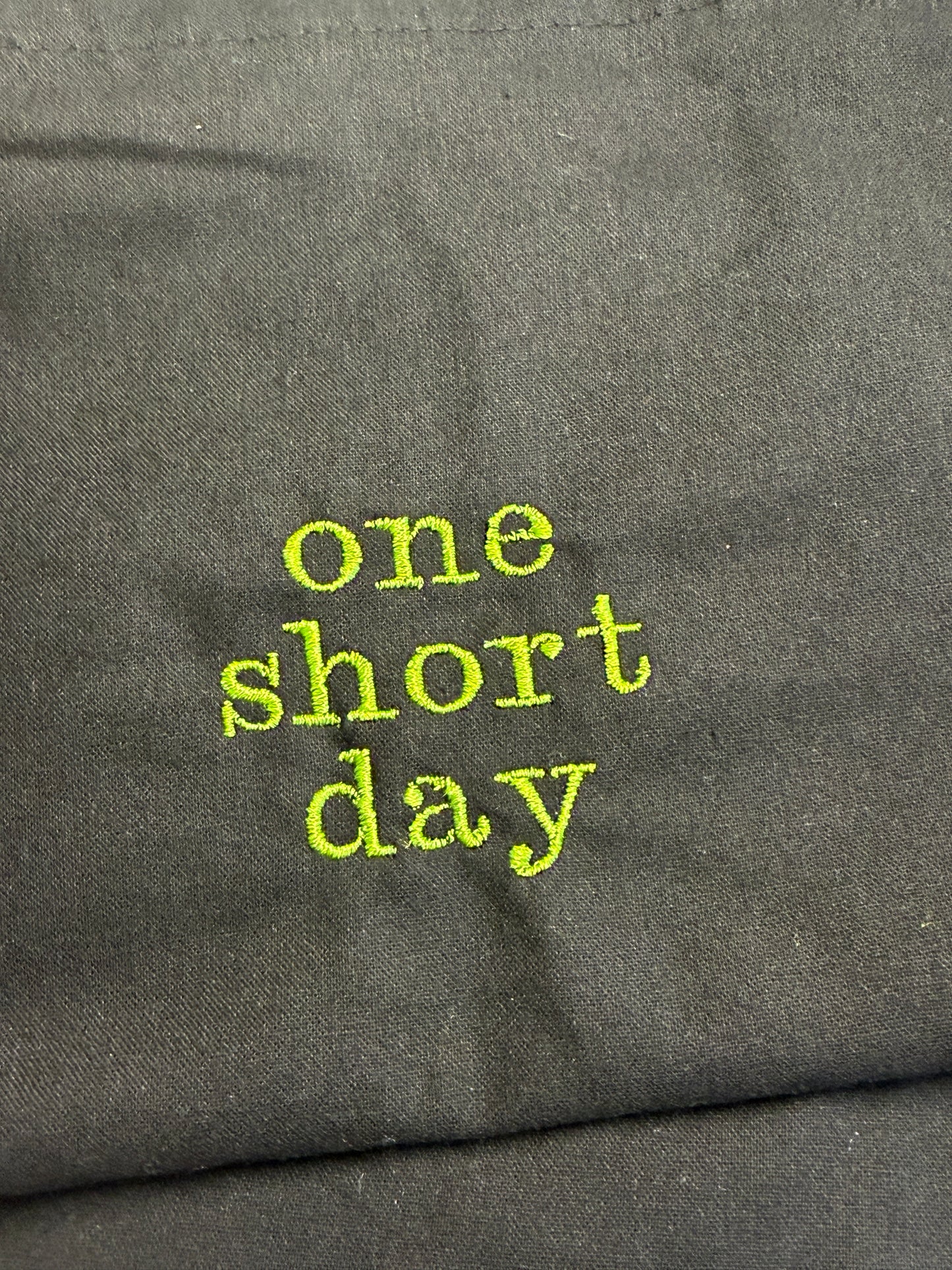 One short day tote bag