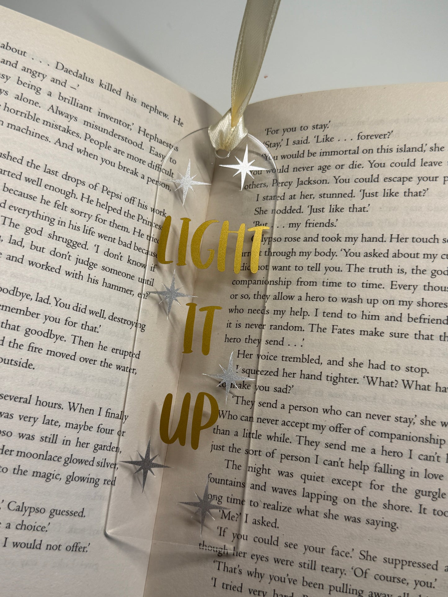 Light it up (Crescent City) Bookmark