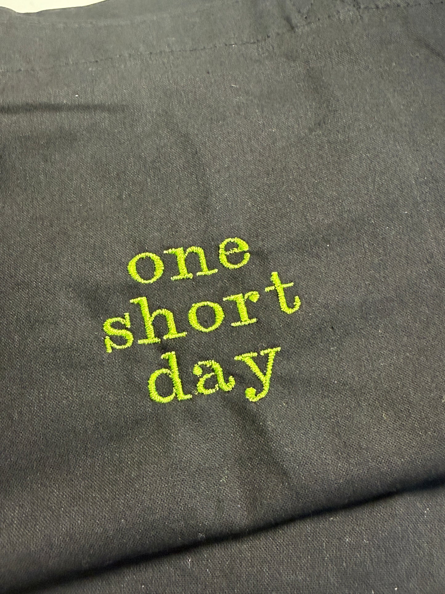 One short day tote bag